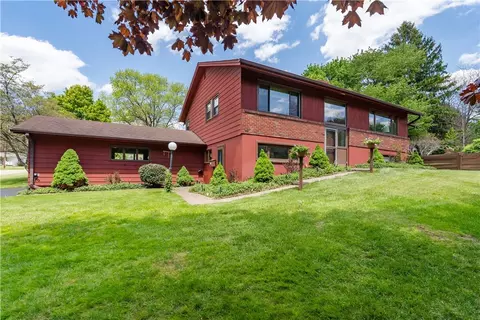 110 Freeman Ter, Bath, NY 14810