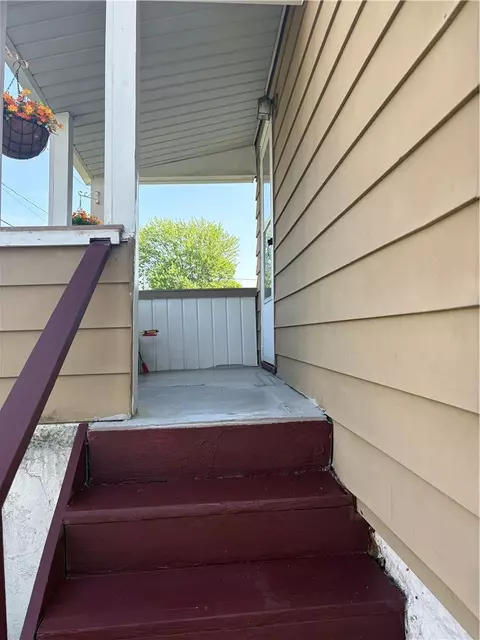 Exterior - 37 Bennett Ave, Irondequoit, NY 14609 photo 2 of 5