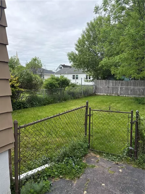 Exterior - 37 Bennett Ave, Irondequoit, NY 14609 photo 4 of 5