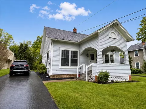 147 Stafford St, Palmyra, NY 14522