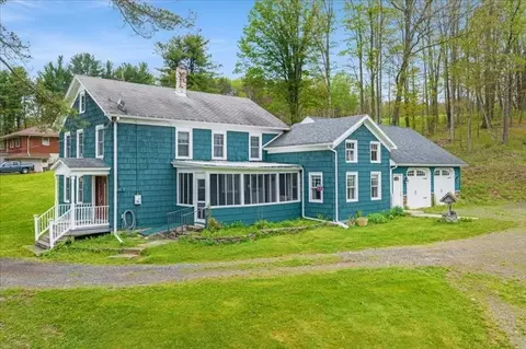 1049 Old State Rd, Binghamton, NY 13904