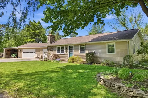 200 Spring St, Caledonia, NY 14423