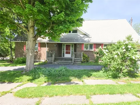 7084 N Street Rd, Sennett, NY 13021
