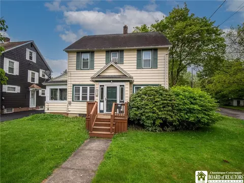 461 Front St, Jamestown, NY 14701