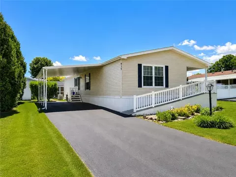 935 Ramada Dr, Victor, NY 14564