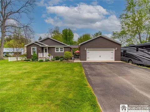 3972 N Everett Ave, Ellery, NY 14712