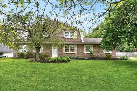 29 Briggsboro Ln, Perinton, NY 14450