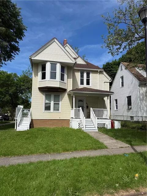 74 Mason St, Rochester, NY 14613