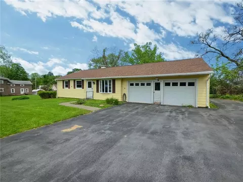 45 Center St, Springport, NY 13160