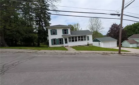 38 W Main St, Attica, NY 14011