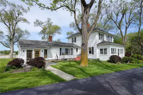 7786 E Main St, Lima, NY 14485