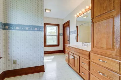 Bath - 7786 E Main St, Lima, NY 14485 photo 3 of 5