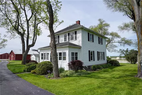 Exterior - 7786 E Main St, Lima, NY 14485 photo 2 of 9