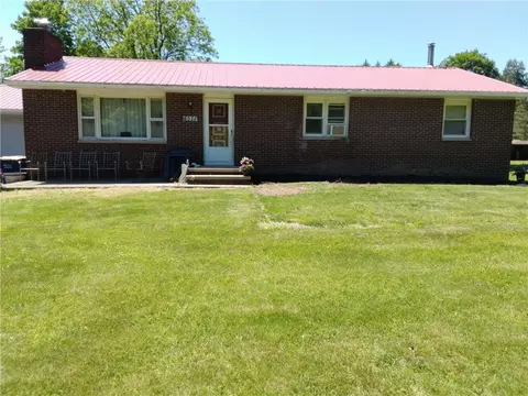 4577 Cory Corners Rd W, Marion, NY 14505