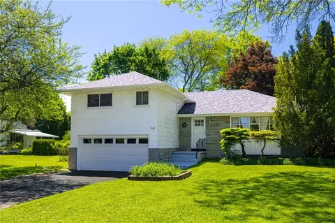 1305 Calkins Rd, Pittsford, NY 14534