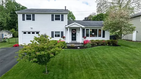 106 Summit St, Perinton, NY 14450