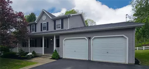 83 Crestview Dr W, Southport, NY 14871