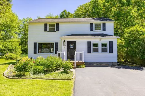 315 Eaton Rd, Irondequoit, NY 14617