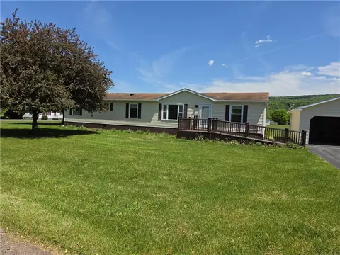 516 County Route 11, Laurens, NY 13796