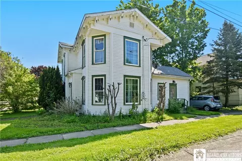 96 W Main St, Ripley, NY 14775