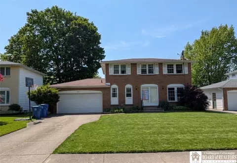 341 Vine Ln, Amherst, NY 14228