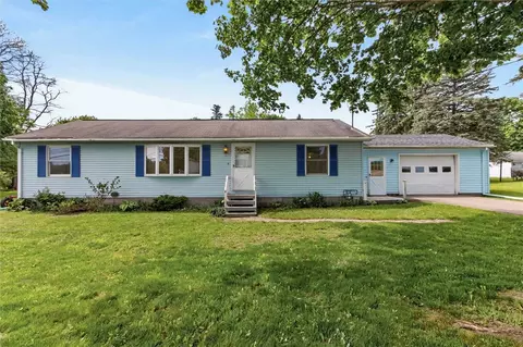 30 W Mill St, Castile, NY 14427