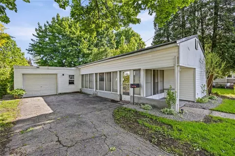 106 Stuerwald Ave, Arcadia, NY 14513