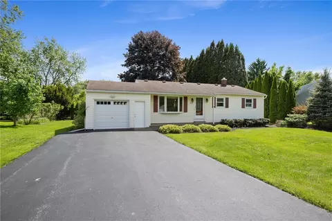 2137 Westside Dr, Chili, NY 14624