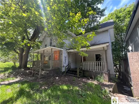 321 Allen St, Jamestown, NY 14701