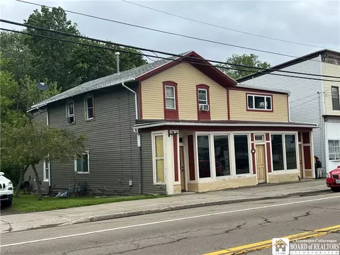 19 W Main St, Brocton, NY 14716