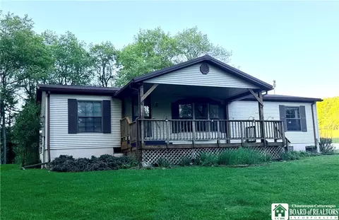 2980 Wolf Run Rd, Clarksville, NY 14727