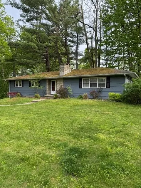 11692 Hickory Ln, Corning, NY 14830