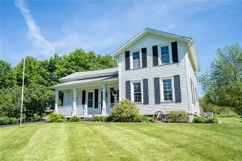 Exterior - 3100 Griffin Rd, Riga, NY 14428 photo 3 of 9