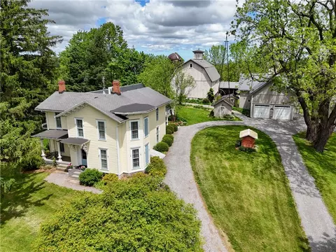8482 County Road 14, Ionia, NY 14475