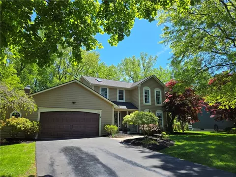 1081 Bright Strm, Webster, NY 14580