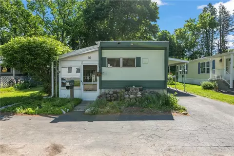 36 Patio Dr, Panorama, NY 14625