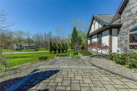 Exterior - 40 Hon Falls 5 Pts Rd, Rush, NY 14543 photo 4 of 14