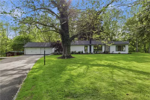 364 Fisher Rd, Pittsford, NY 14534