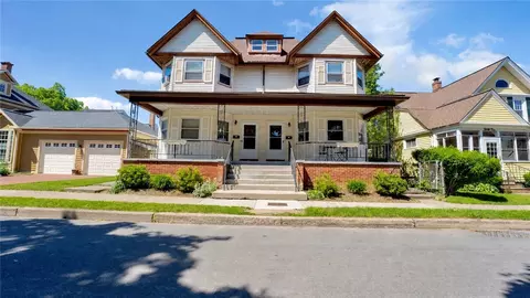 34 Glasgow St, Rochester, NY 14608