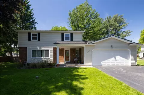 227 Belvista Dr, Rochester, NY 14625
