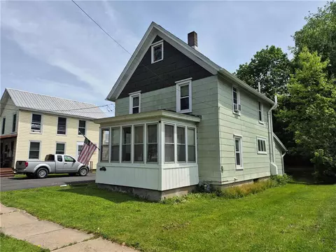 36 Plymouth St, Norwich, NY 13815