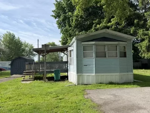 13 Orange Grove Dr, Batavia, NY 14020