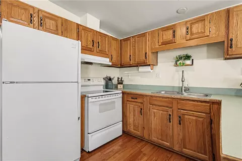 Kitchen - 98 Dewberry Dr, Irondequoit, NY 14622 photo 1 of 2