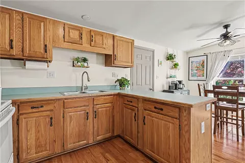 Kitchen - 98 Dewberry Dr, Irondequoit, NY 14622 photo 2 of 2