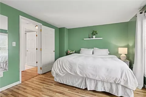 Bedroom - 98 Dewberry Dr, Irondequoit, NY 14622 photo 3 of 4