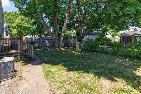 Exterior - 92 Taft Ave, Irondequoit, NY 14609 photo 4 of 4
