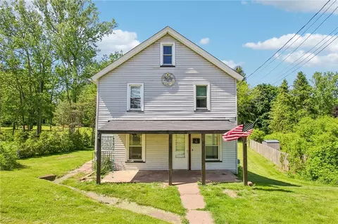 54 East Ave, Murray, NY 14470