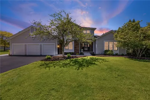 151 Guygrace Ln, Webster, NY 14580