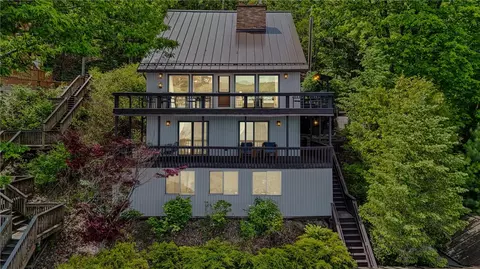 11460 W Lake Rd, Hammondsport, NY 14840