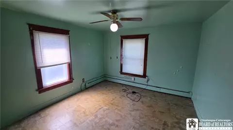 Bedroom - 152 Maple Ave, Dunkirk, NY 14048 photo 2 of 4